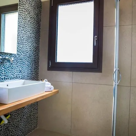 ヴィラ New Blue With Private Pool At Trapezaki *