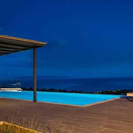 Vila New Blue With Private Pool At Trapezaki Afrato