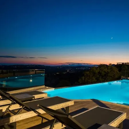 New Blue With Private Pool At Trapezaki * Afrato